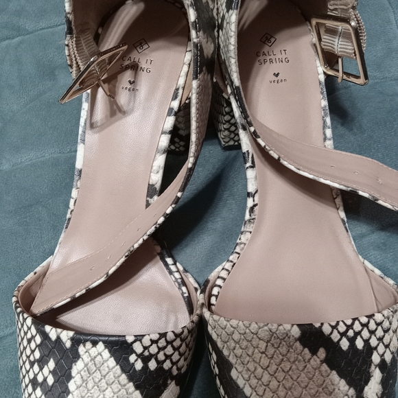 Call It Spring Pumps - Picture 9 of 9